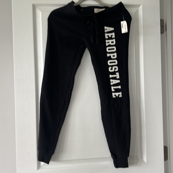 Two pairs of Aeropostale joggers, One new with tags - Picture 4 of 9